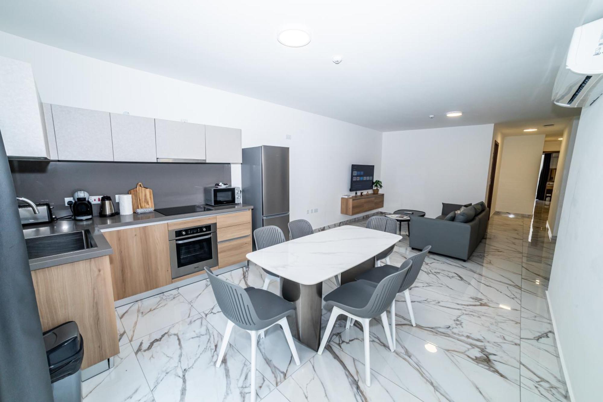 New, Stylish And Modern 1Br Apartment Сейнт Полс Бей Екстериор снимка