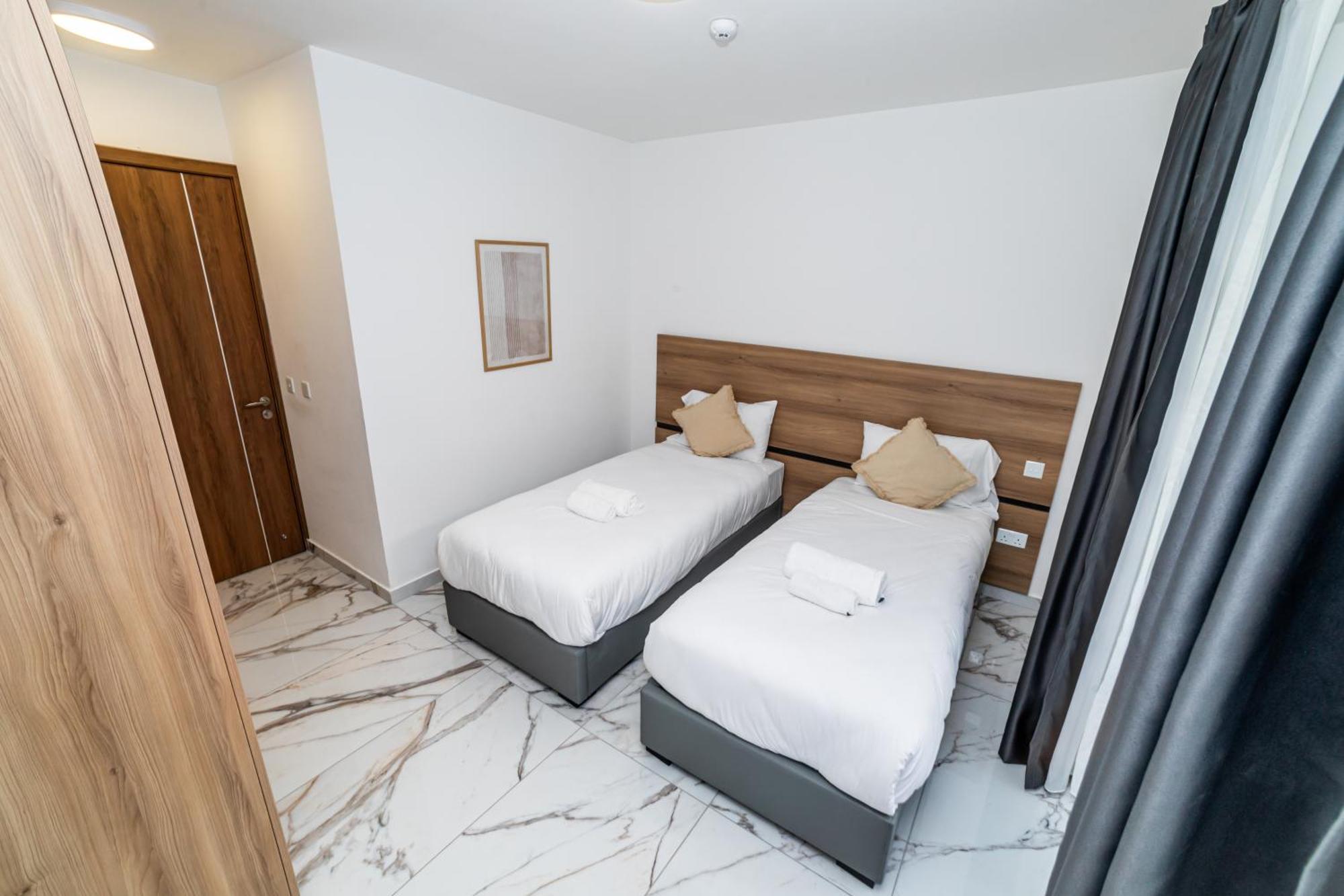 New, Stylish And Modern 1Br Apartment Сейнт Полс Бей Екстериор снимка