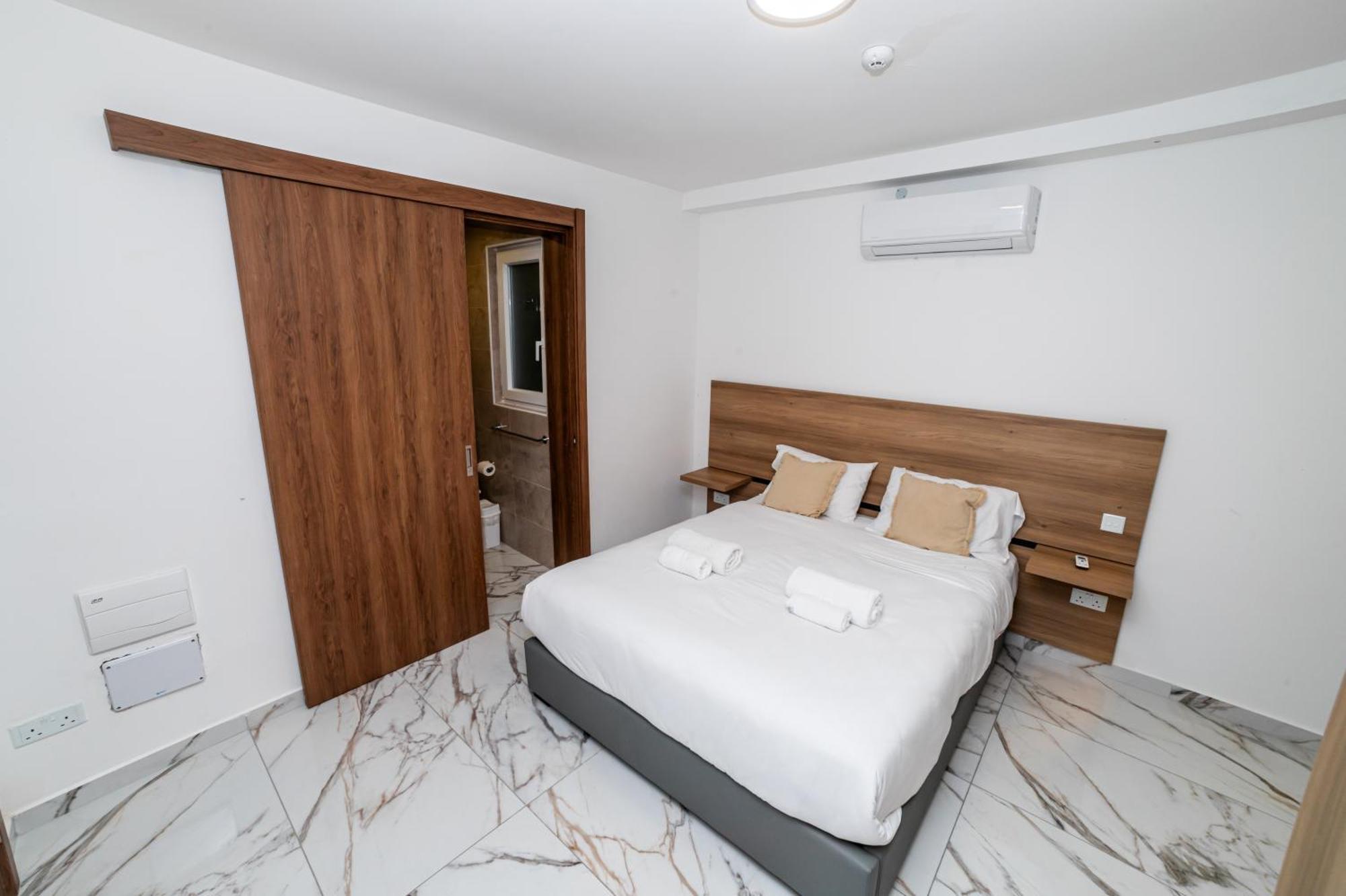 New, Stylish And Modern 1Br Apartment Сейнт Полс Бей Екстериор снимка