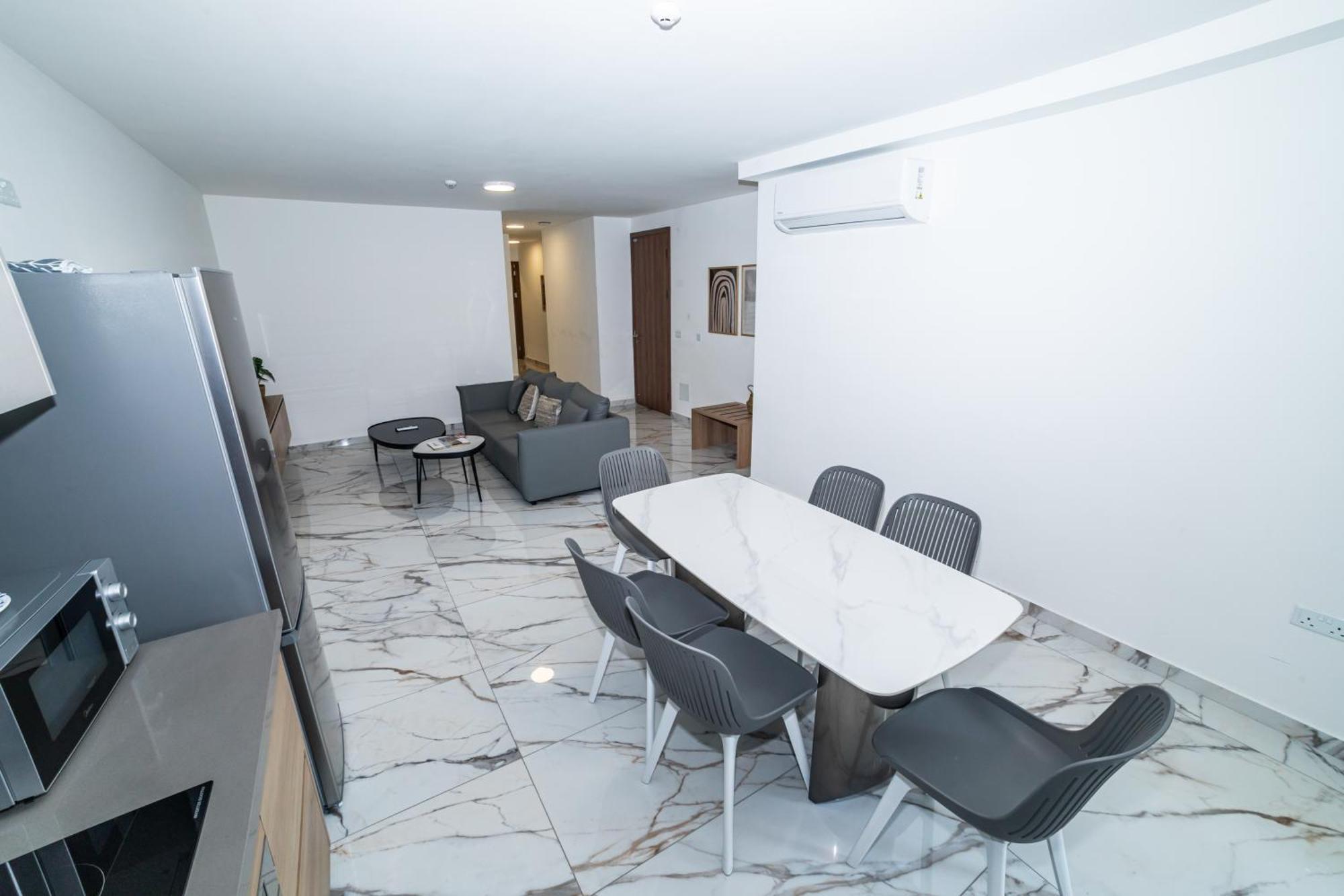 New, Stylish And Modern 1Br Apartment Сейнт Полс Бей Екстериор снимка