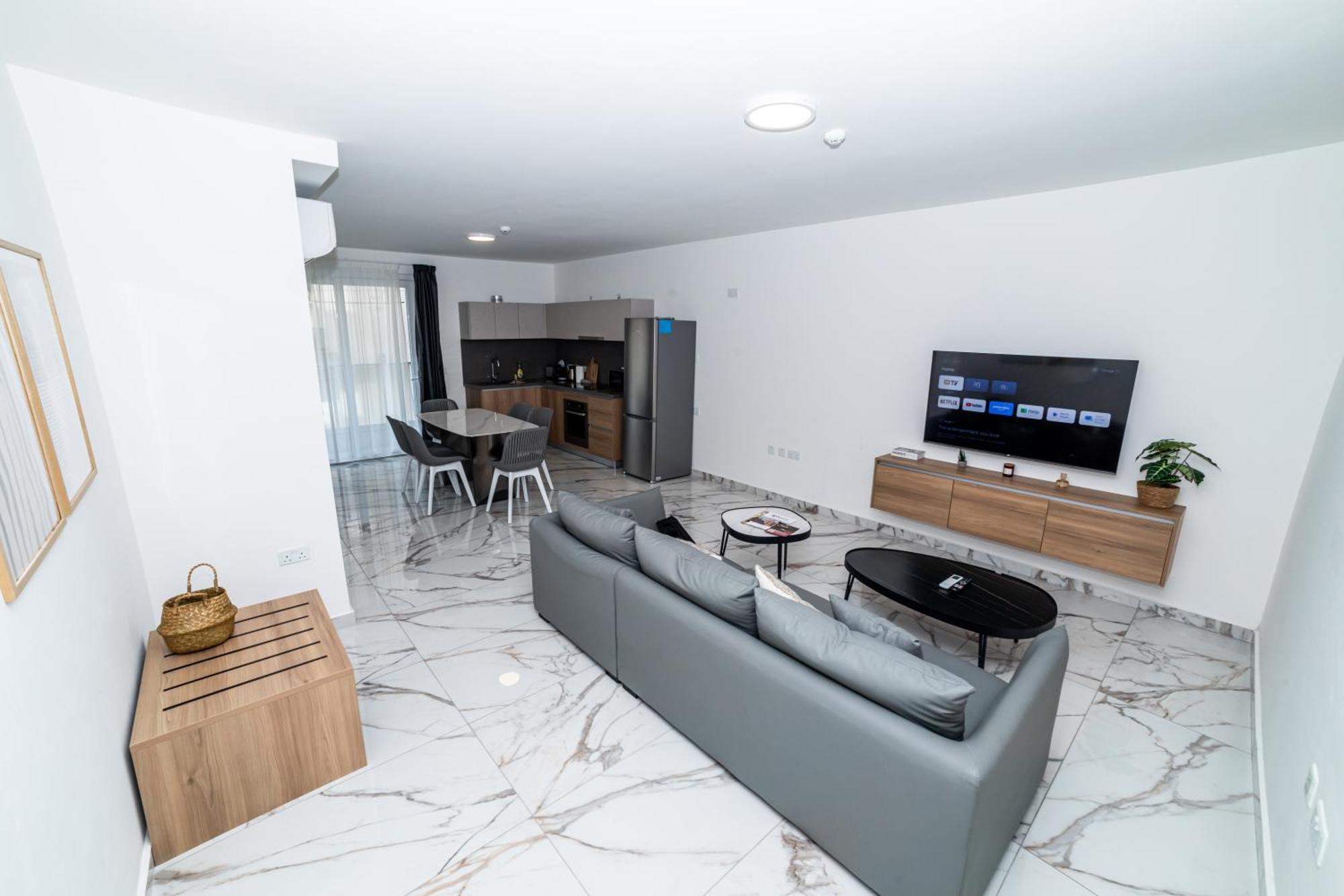 New, Stylish And Modern 1Br Apartment Сейнт Полс Бей Екстериор снимка